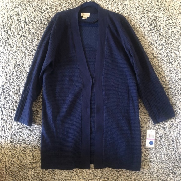 Beautiful Women’s Navy Cardigan New With Tag  Size S/P - Picture 1 of 5